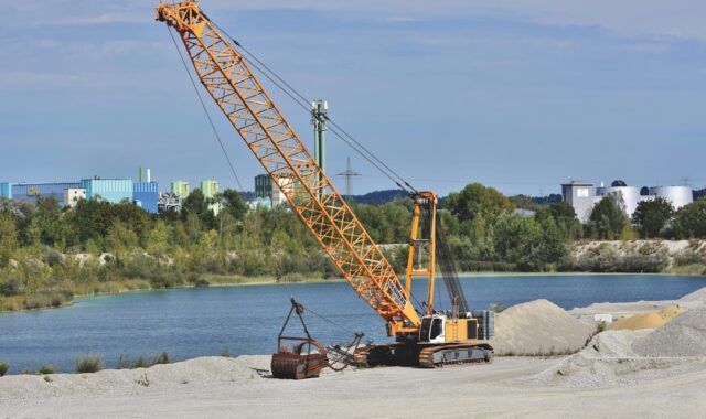 excavator, crane, heavy crane, gravel pit, construction machine, heavy equipment, heavy machinery, crane, crane, crane, crane, crane, heavy equipment