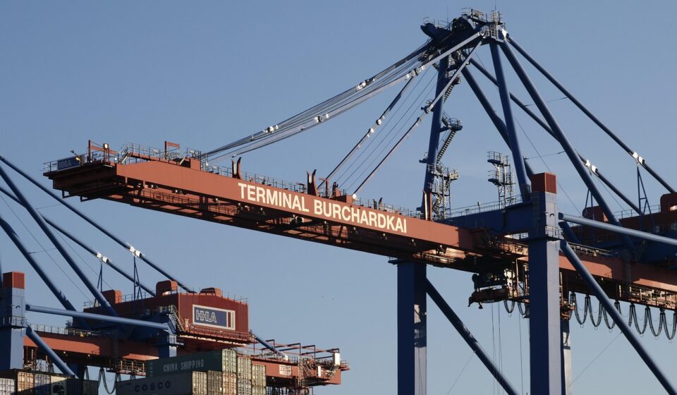 shipping, port industry, container terminal, container bridge, container handling, container transshipment point, container ship, hamburg, terminal, port handling, maritime, ship, transshipment point, cargo handling, hamburg harbour, port, technology, handling equipment