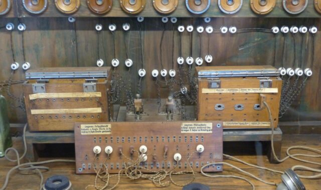 telephone system, historical, pbx, private branch exchange, establishment of mediation, phone, old, relay station, pbx, pbx, pbx, pbx, pbx