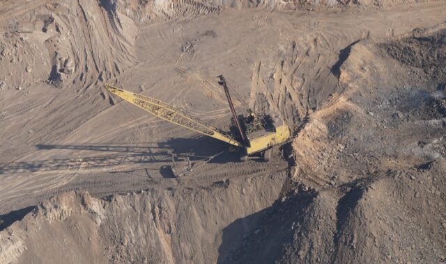dragline, mining, coal mining, machine, quarry, coal, open, pit, equipment, mineral, excavate, heavy, cast, ore, technology, construction, earth, extreme, rock, ecology, environment, resource, big, mine, digger, iron, industrial, orange, tool, excavation, scoop, hole, machinery, exploration, dig, work, steel, huge, dirty, geology, crane, development, sand, material, natural, extraction, dirt, moving, brown technology, brown earth, brown work, brown construction, brown tools, brown industry, mining, mining, mining, mining, mining, quarry, mine
