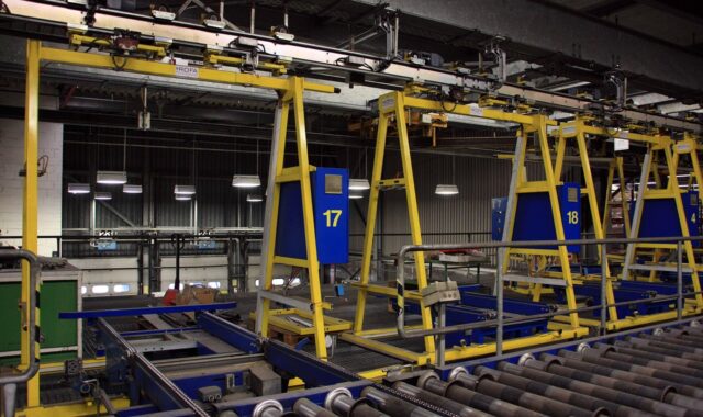 overhead conveyor, industry, nature, plant, conveyor technology, assembly line