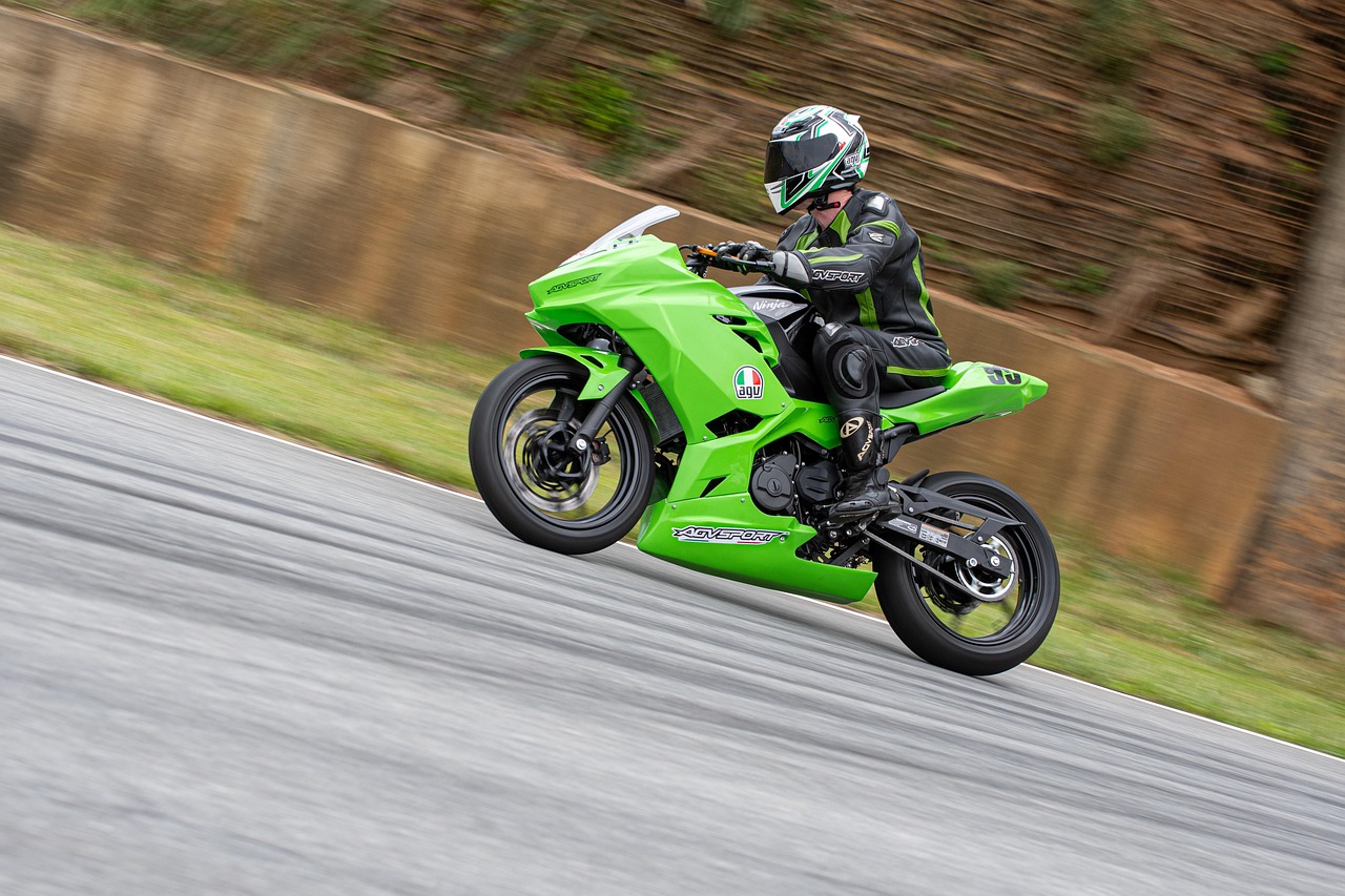 motorcycle, motorbike, driver, race, competition, speed, track, agv, sport, california