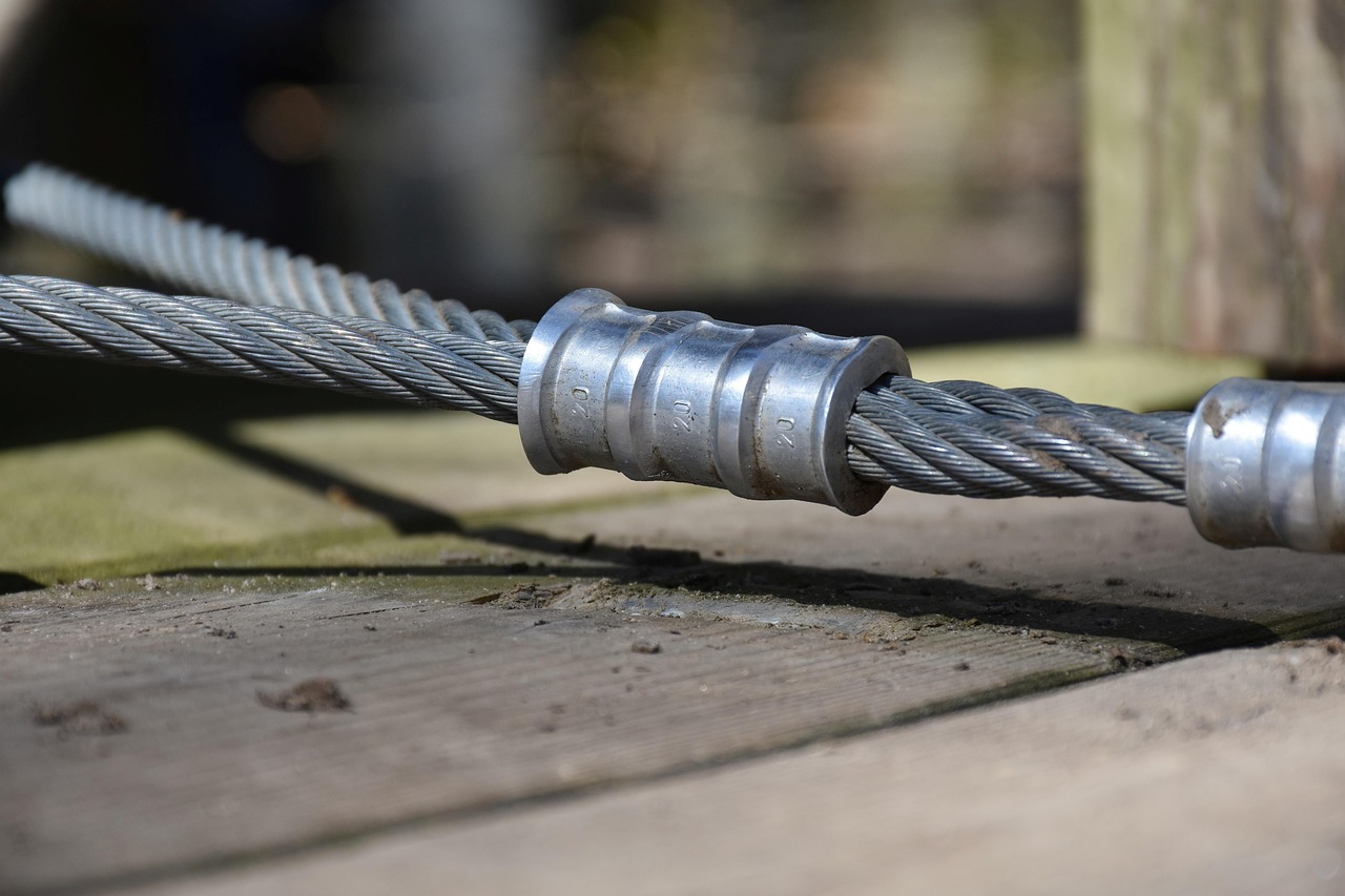 industry, dew, old, stole, iron, rope, bracket, backup, security, fastening, detail shot, metal, strength, thread, construction, construction material, equipment, screws, connection, material, mother
